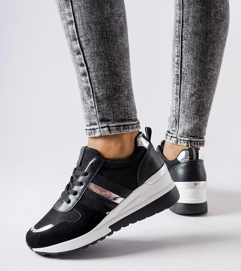 Titusville fekete-ezüst színű tornacipők