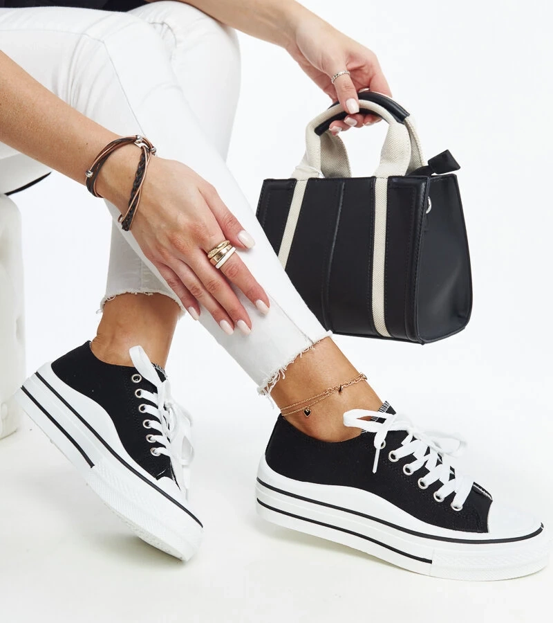 Fekete vastag talpú Dima tornacipők