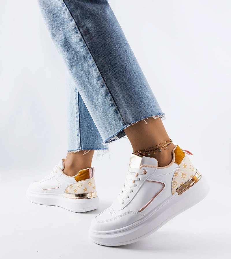 Fehér cipők bézs betétekkel Margarita