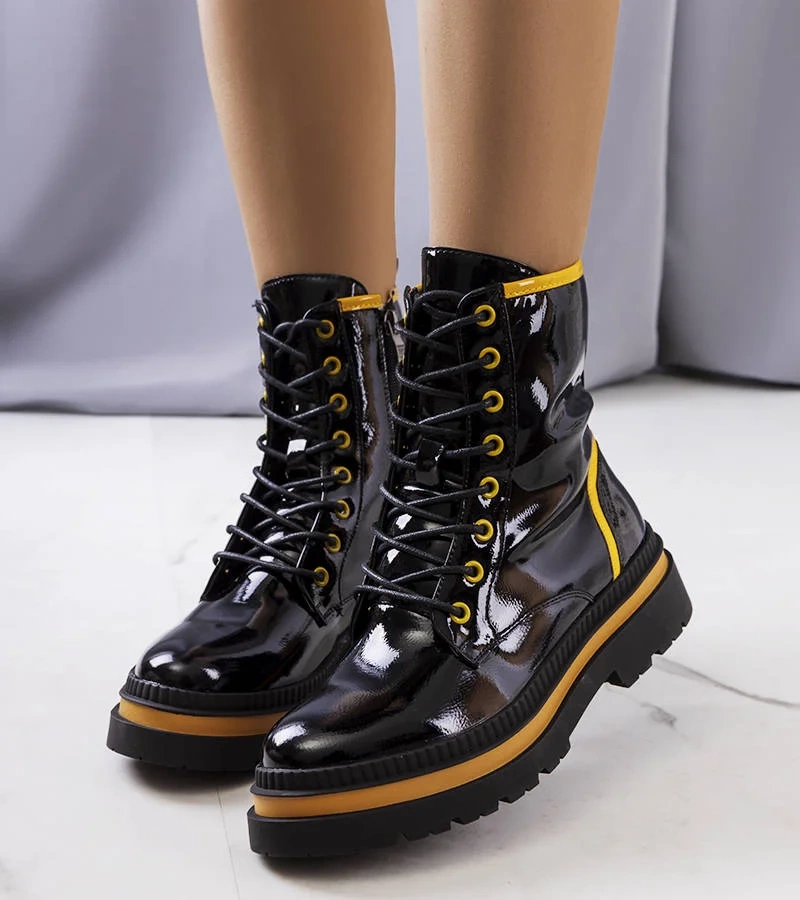 Fekete fényesített trapper cipő Edaline