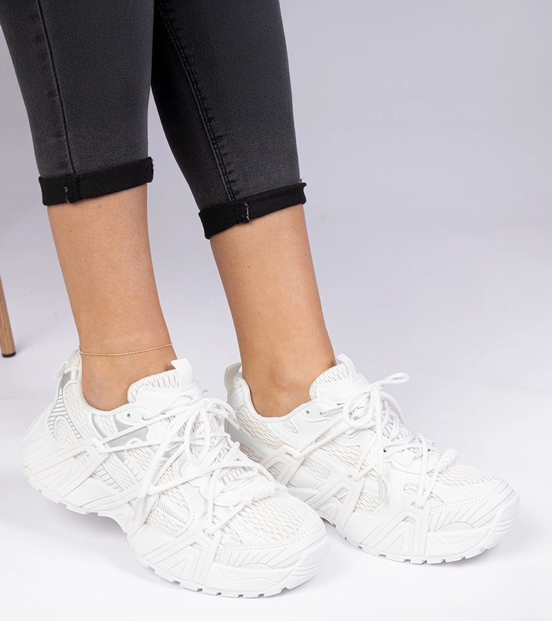 Lukaro stílusos fehér tornacipő masszív talppal