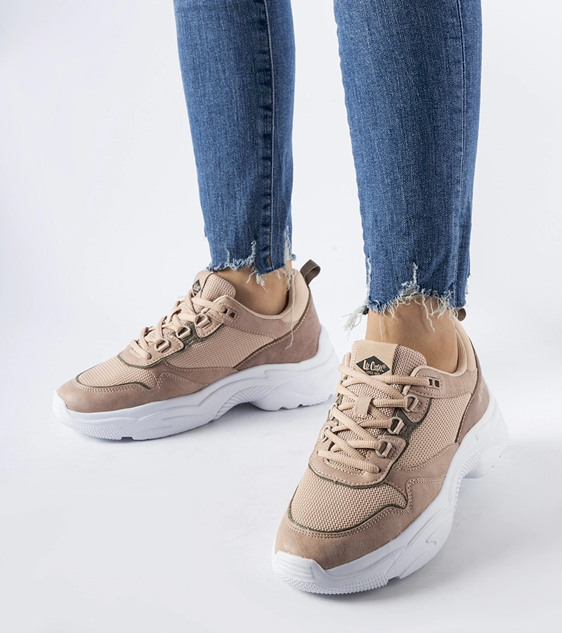 Lee Cooper sportos púder színű tornacipők