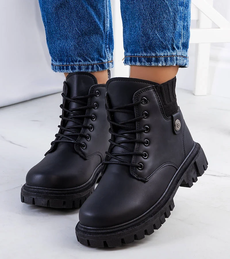 Fekete Odell női trapperek