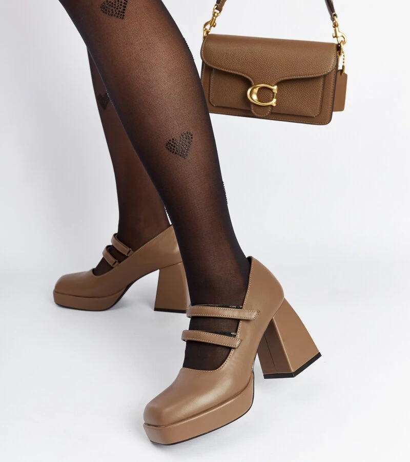 Barna Cher vastag sarkú cipők