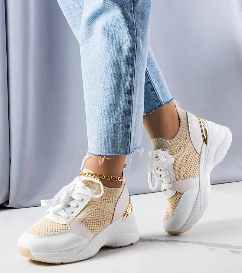 Ann bézs tornacipők