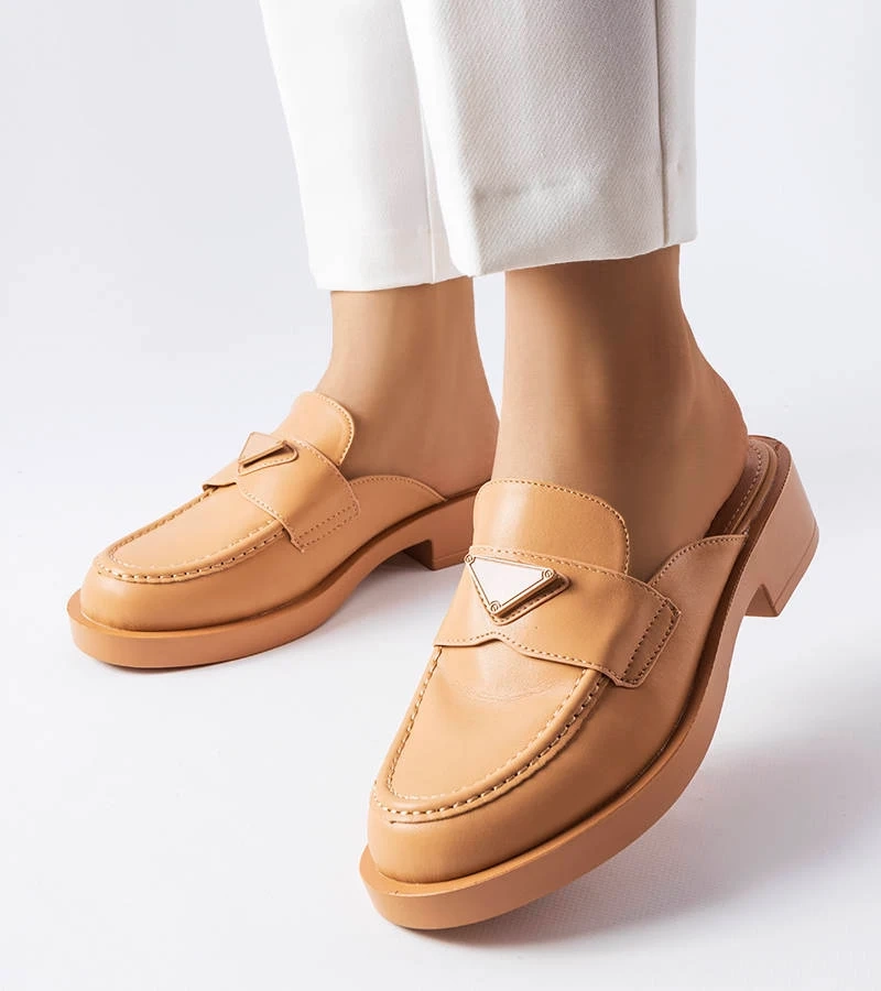 Berkshire barna papucs beépített orr védelemmel