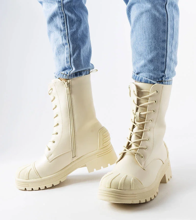 Világos bézs bokacsizma vastag talppal Manara