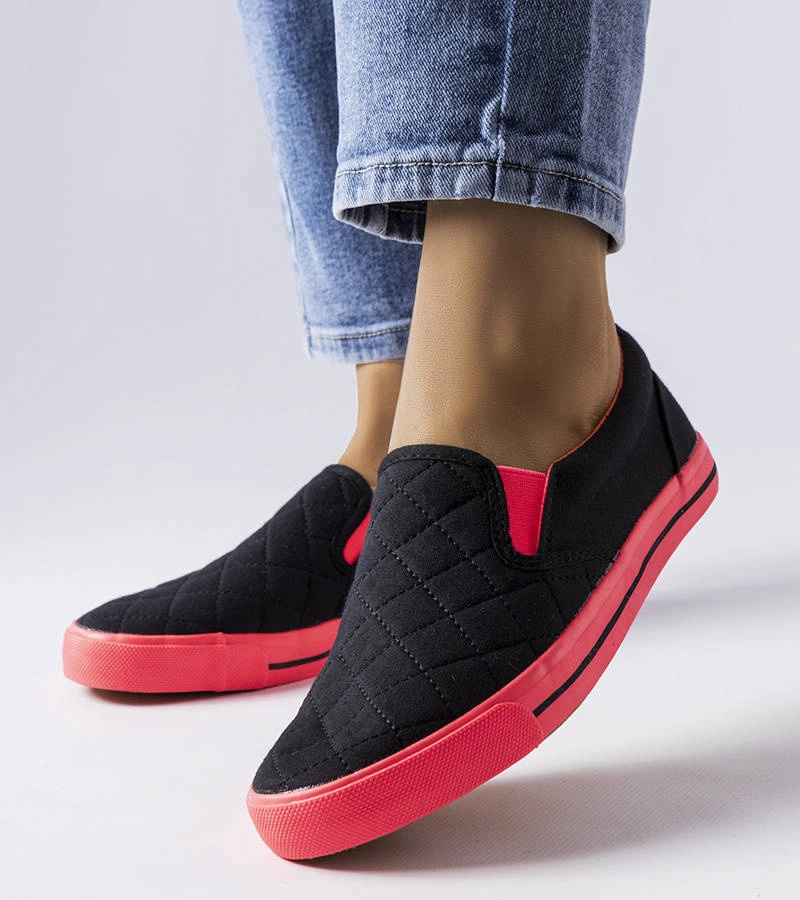 Fekete steppelt slip-on teniszcipő Balsamo