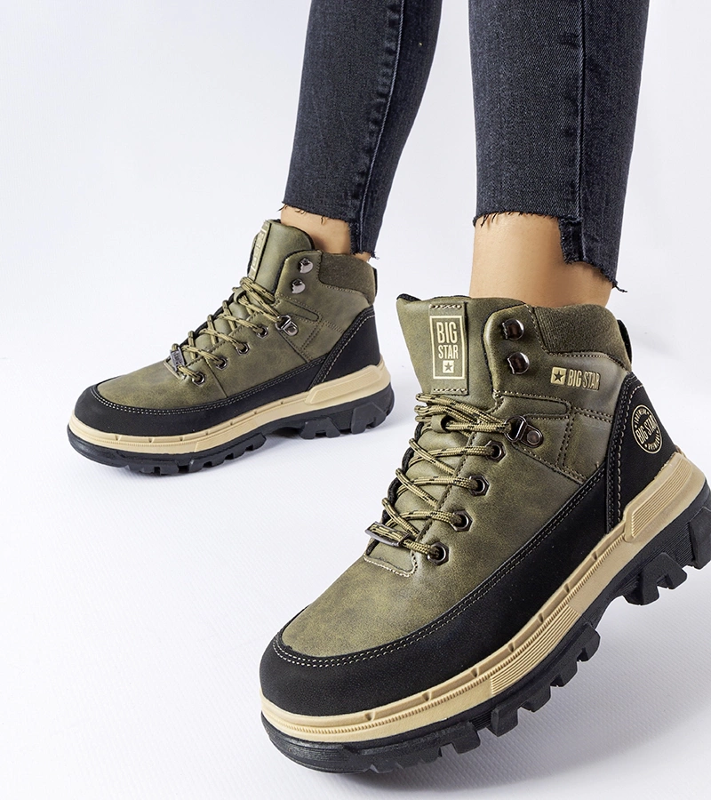 Zöld fiataloknak szánt Big Star KK274220 cipő.