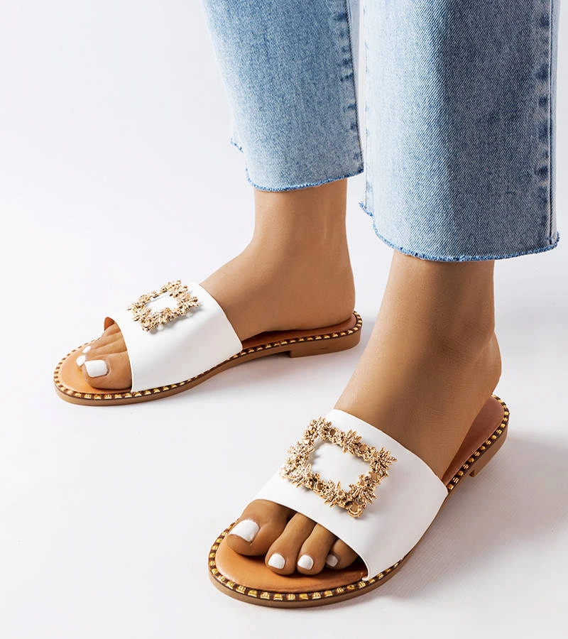 Fehér díszes papucsok Miriama