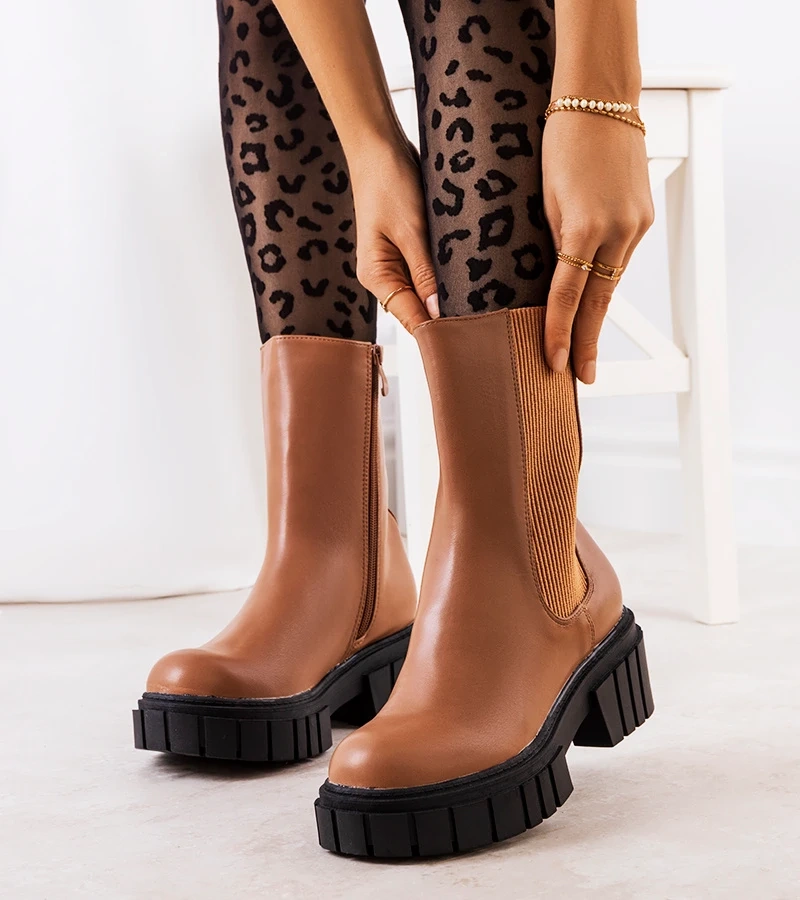 Barna női bokacsizma Melika