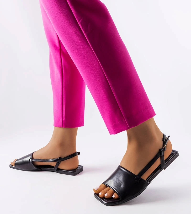 Fekete négyzetes orrú Locust szandál