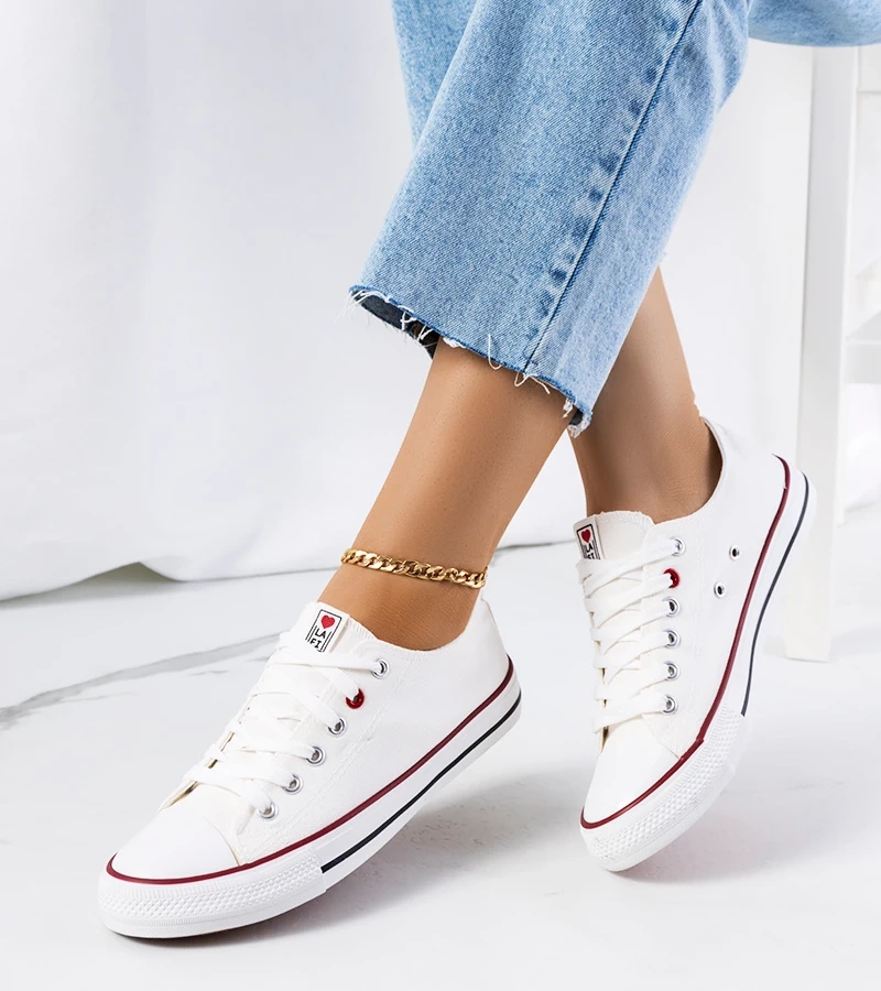 Fehér klasszikus női tornacipő Kolind