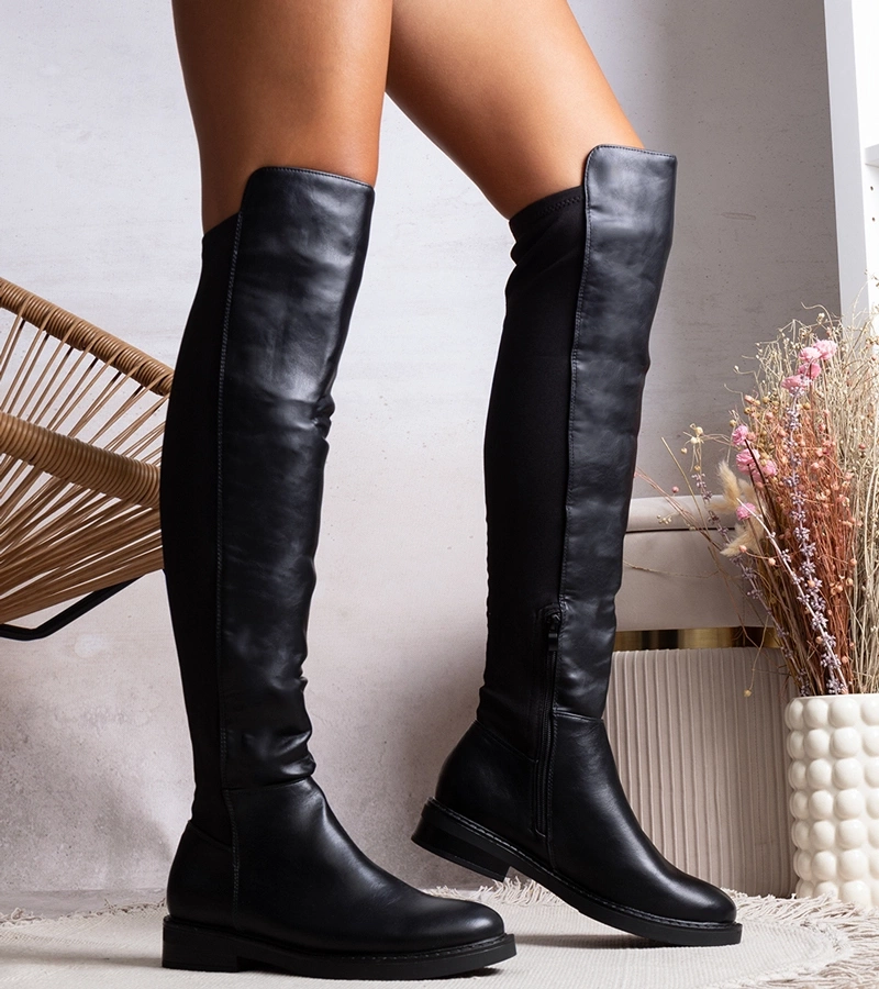 Hosszú fekete csizmák eco bőrből Polmapina.