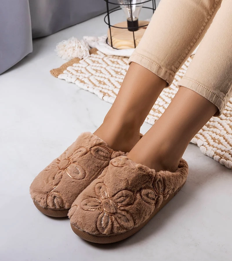 Maren puha papucsok bézs színben