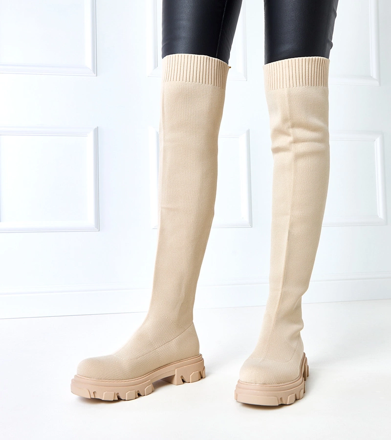 Hosszú bézs anyagú platformos csizma Athira