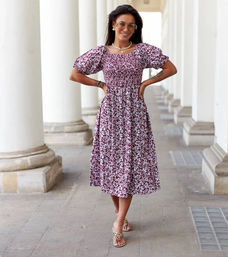 Piros virágos Edoardo ruha