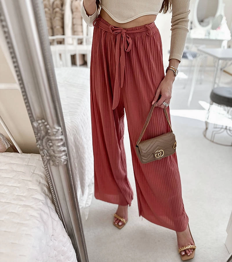 Rózsaszín pliszírozott nadrág Claudette