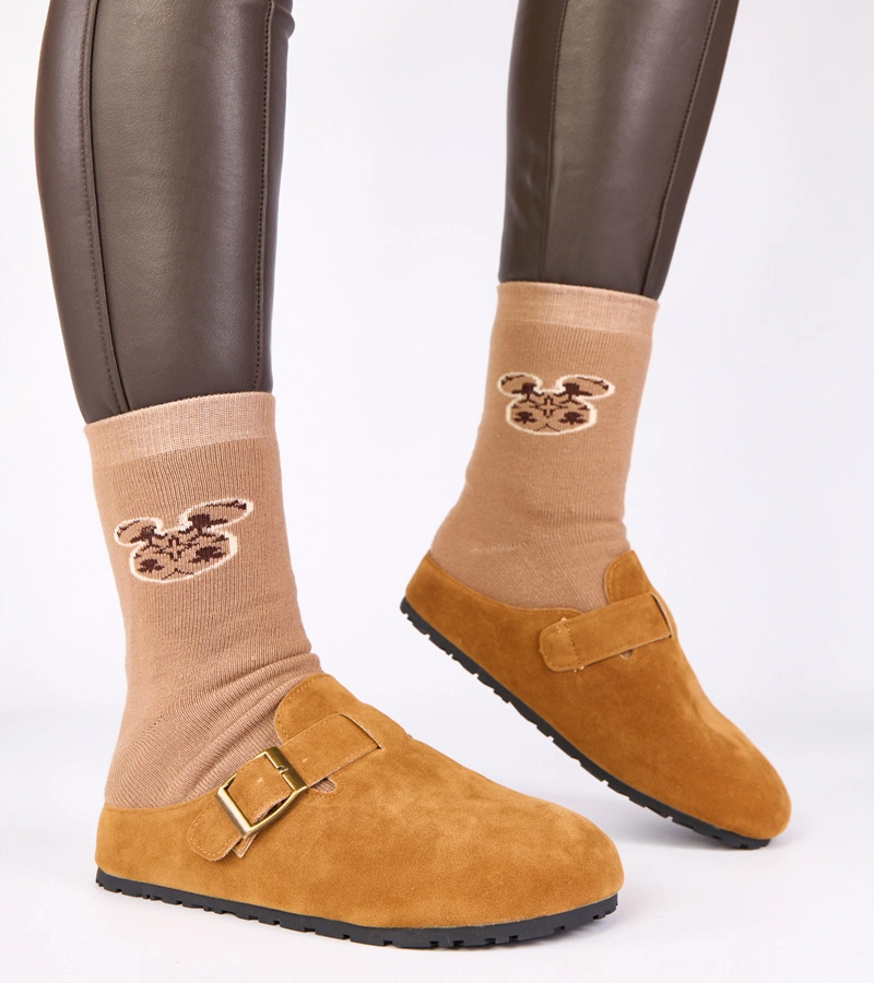 Barna Atoria díszcsatos papucs