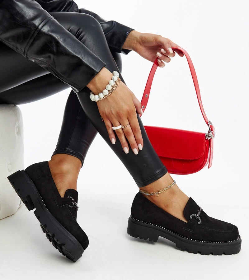 Fekete velúr félcipő bőr belső talppal Kai