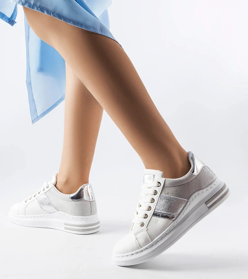 Fehér cipők szürke betétekkel Deans.