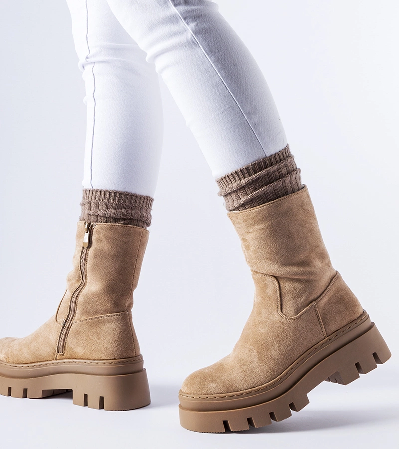 Barna bélelt bokacsizma masszív platformmal Umber