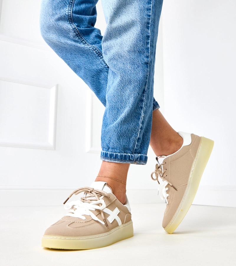 Eriksen fehér betétes platformos barna tornacipő