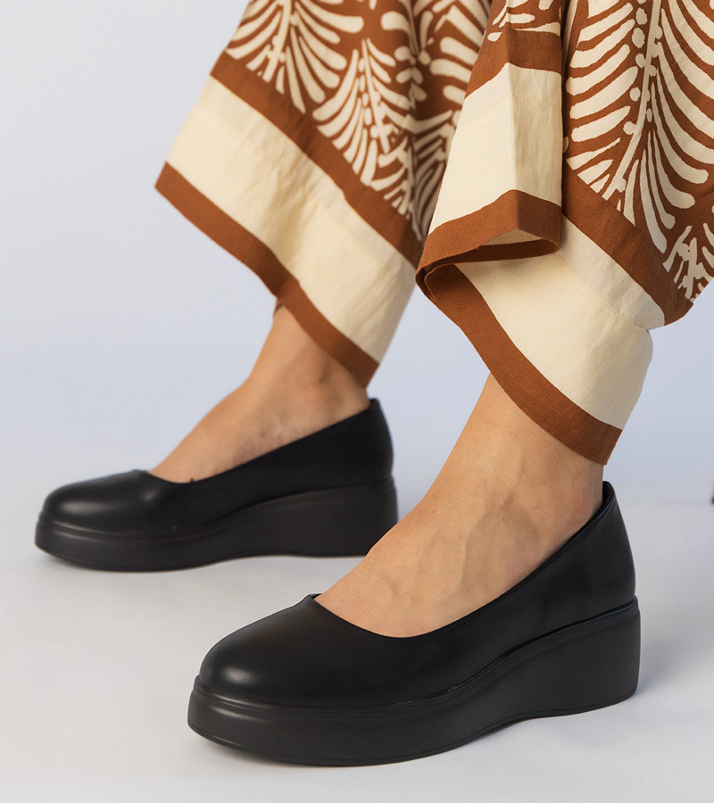 Fekete Huron műbőr platform félcipő