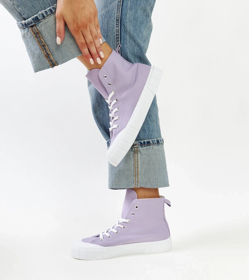 Vinka magas lila tornacipői