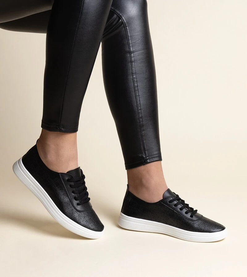 Whitley eko bőr fekete teniszcipő