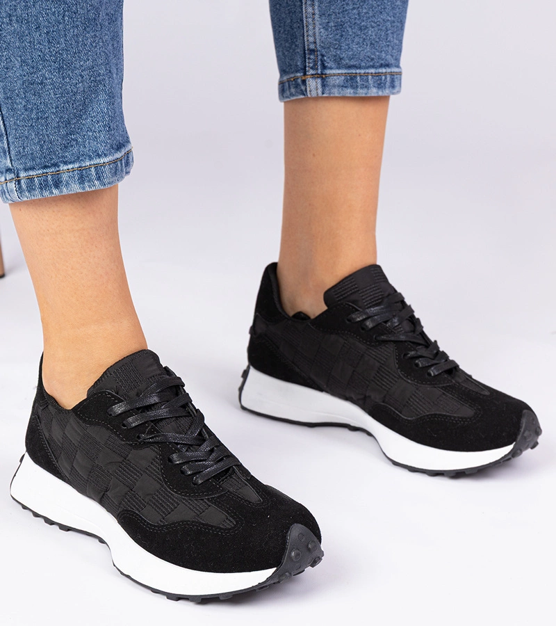 Fekete női sportos tornacipő Samara