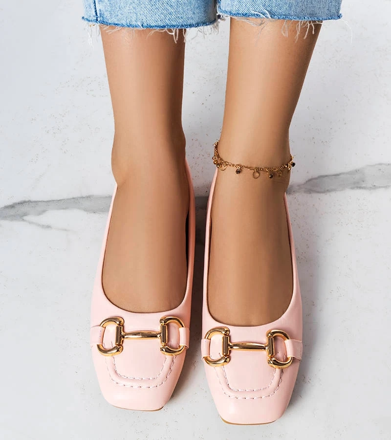 Rózsaszín balerina arany díszítéssel Iris