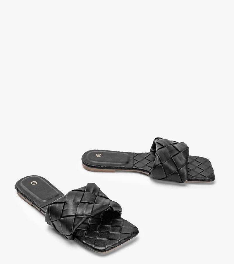 Fekete fonott papucs Chimmie