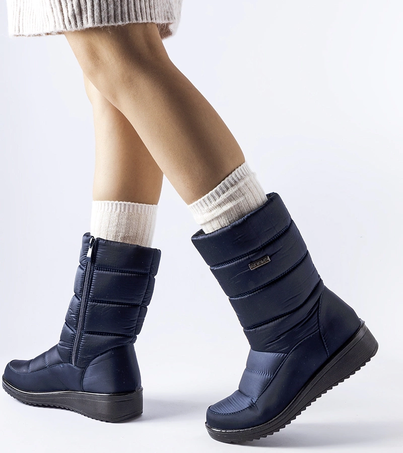 Sötétkék hótaposók alacsony talppal Reina