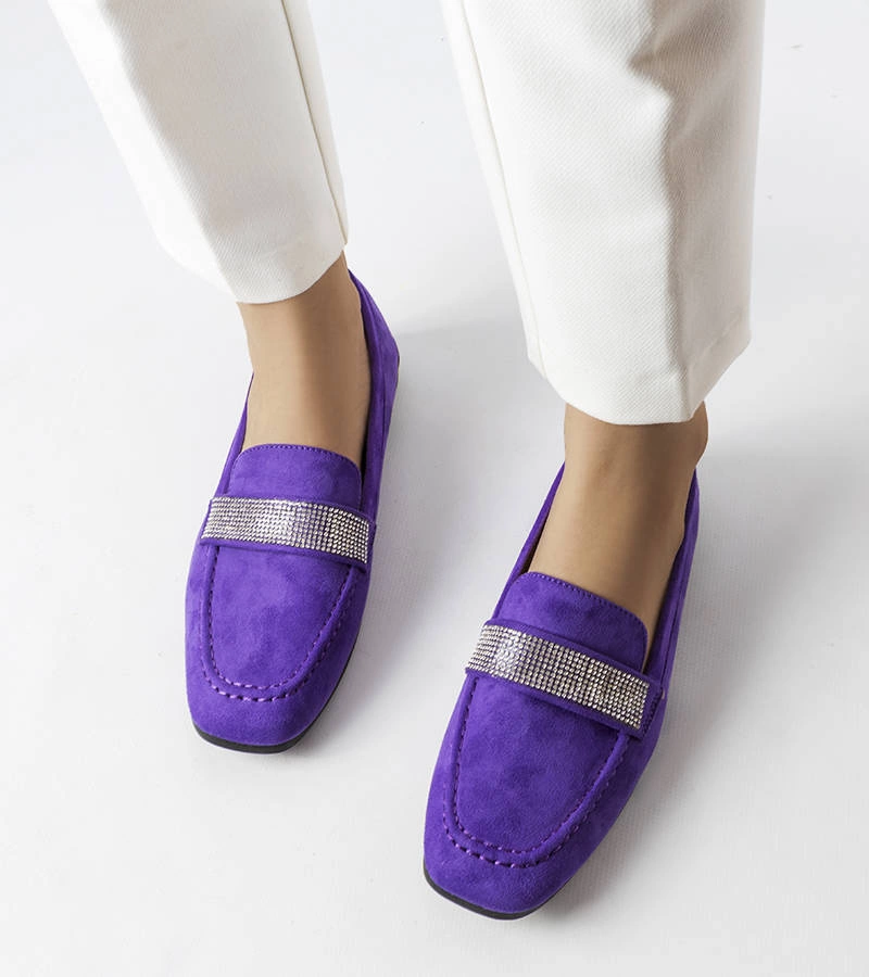 Lila cirkóniákkal díszített mokaszinok Mignonette