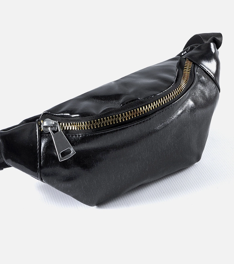 Fekete lakkozott Melville övtáska