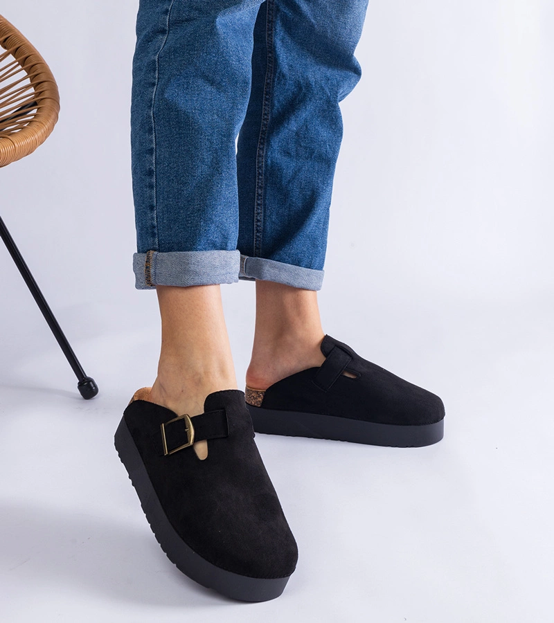 Armitage női fekete papucs platformon csattal