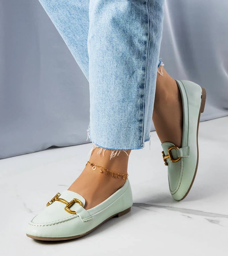 Zöld mokaszin arannyal díszítve Regina