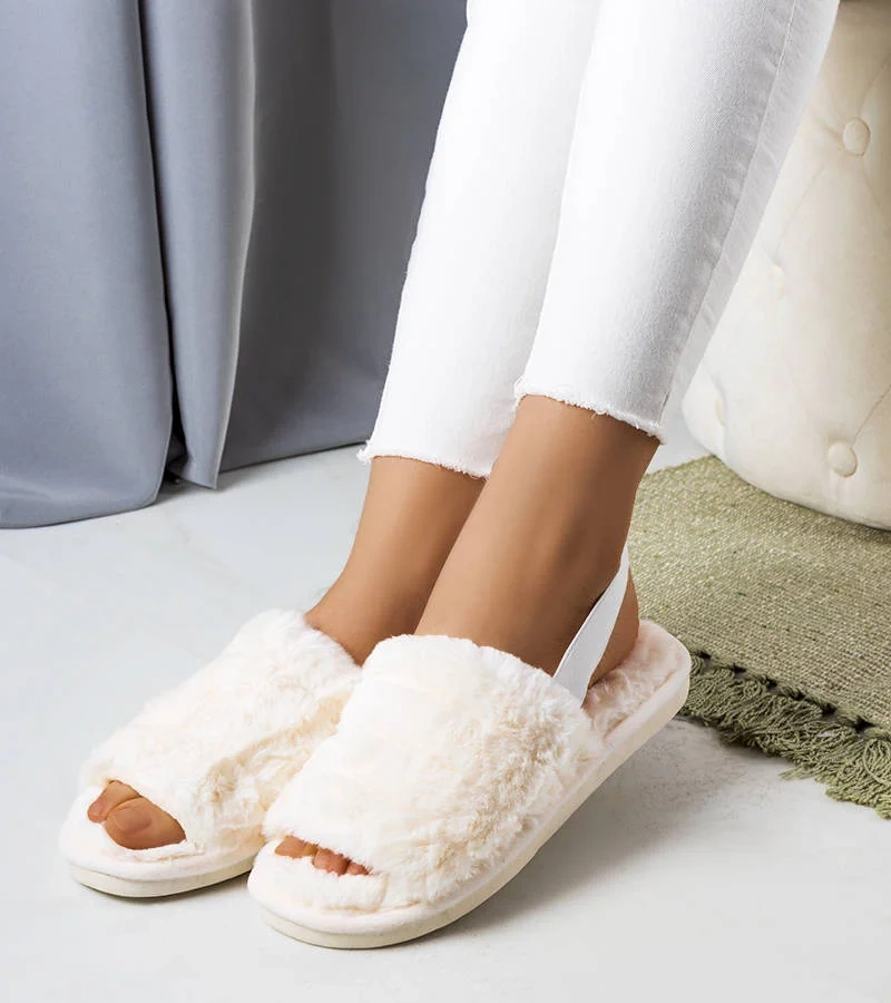 Fehér papucs Lolita