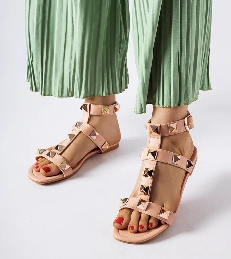 Rózsaszín szandál tüskékkel Ignazio