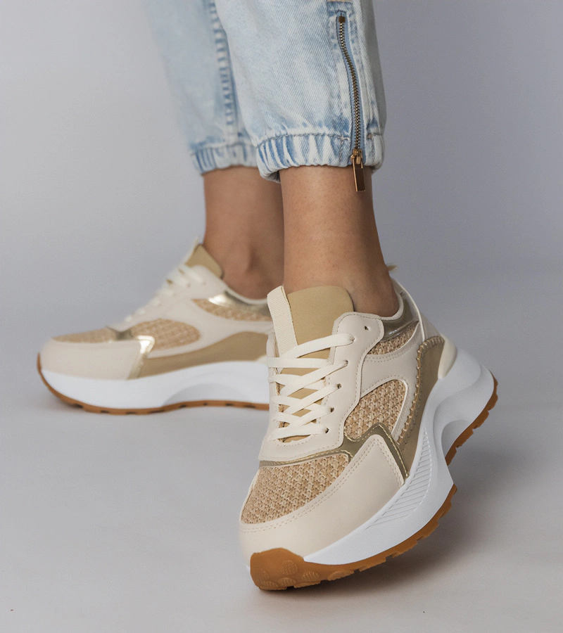 Bézs fonott betétes sportos tornacipő Berlisa