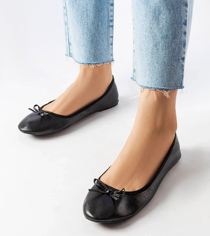 Fekete díszes masnis balerinacipő Vaillancour