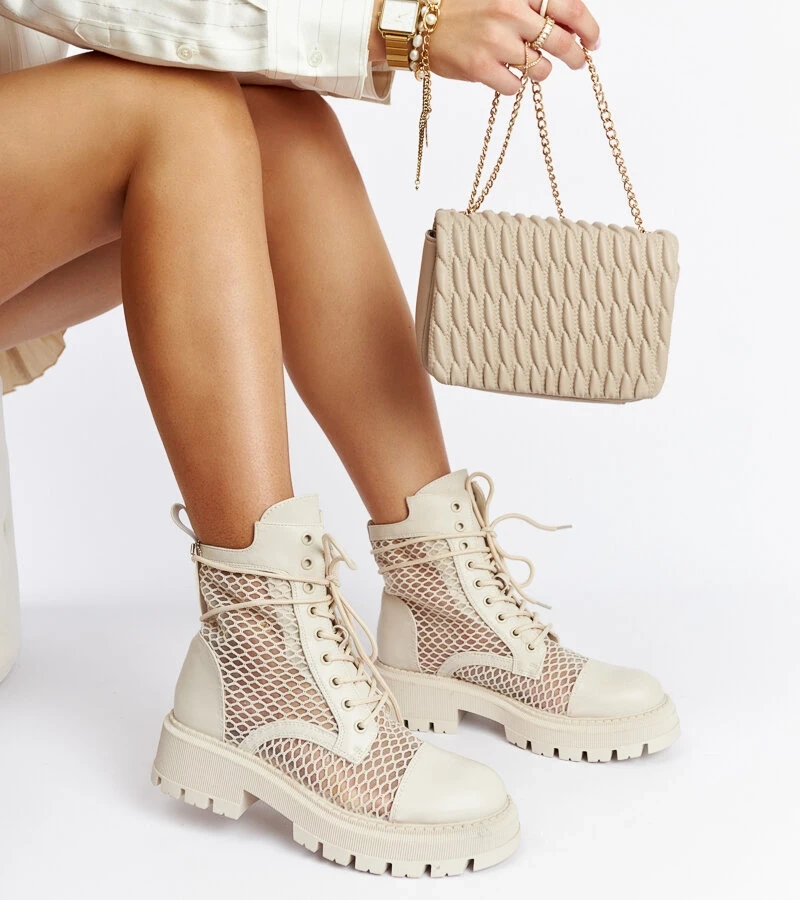 Bezs színű áttetsző Waldeck bakancsok