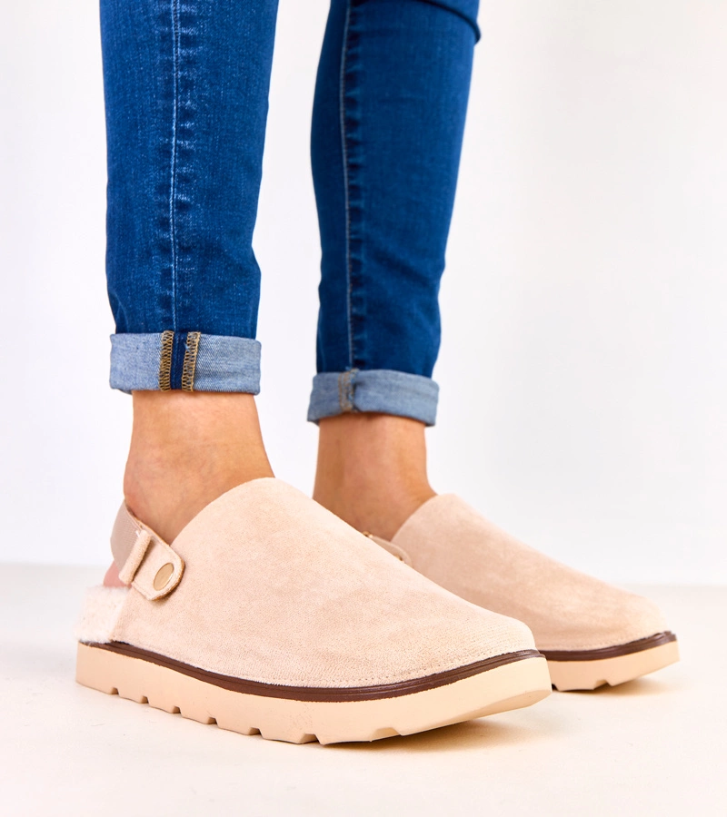 Bézs Unseta zárható bélelt papucs