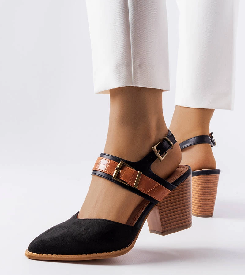 Fekete magas sarkú cipő Hardouin