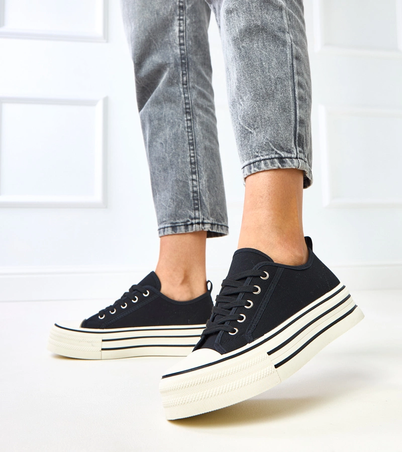 Fekete platform tornacipő Talah