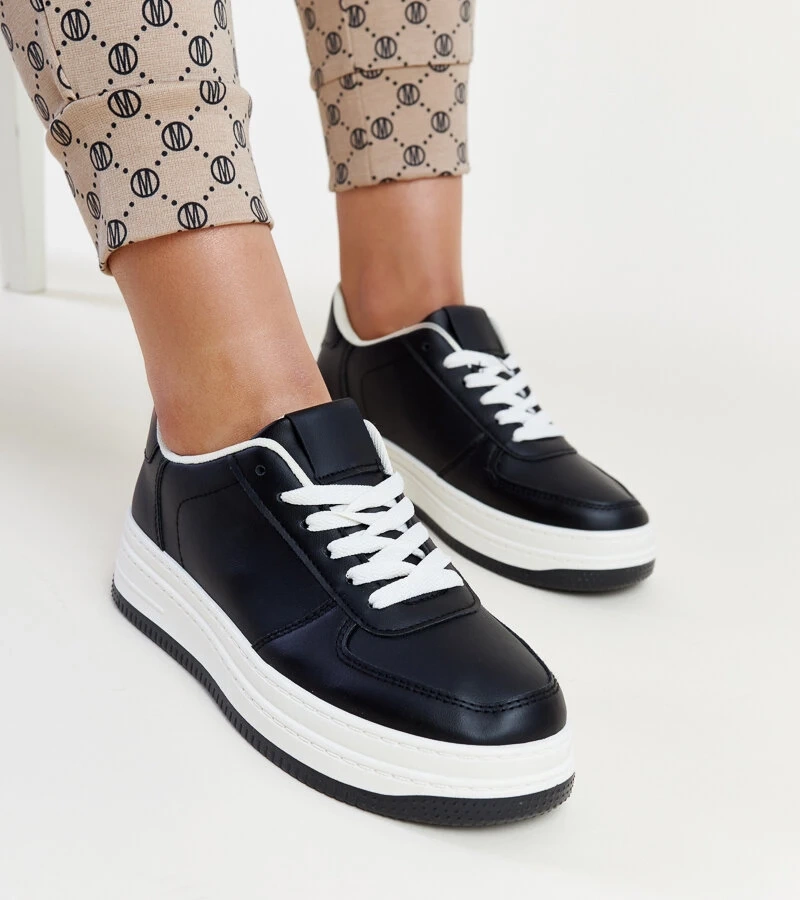 Fekete Cvita platformos tornacipő