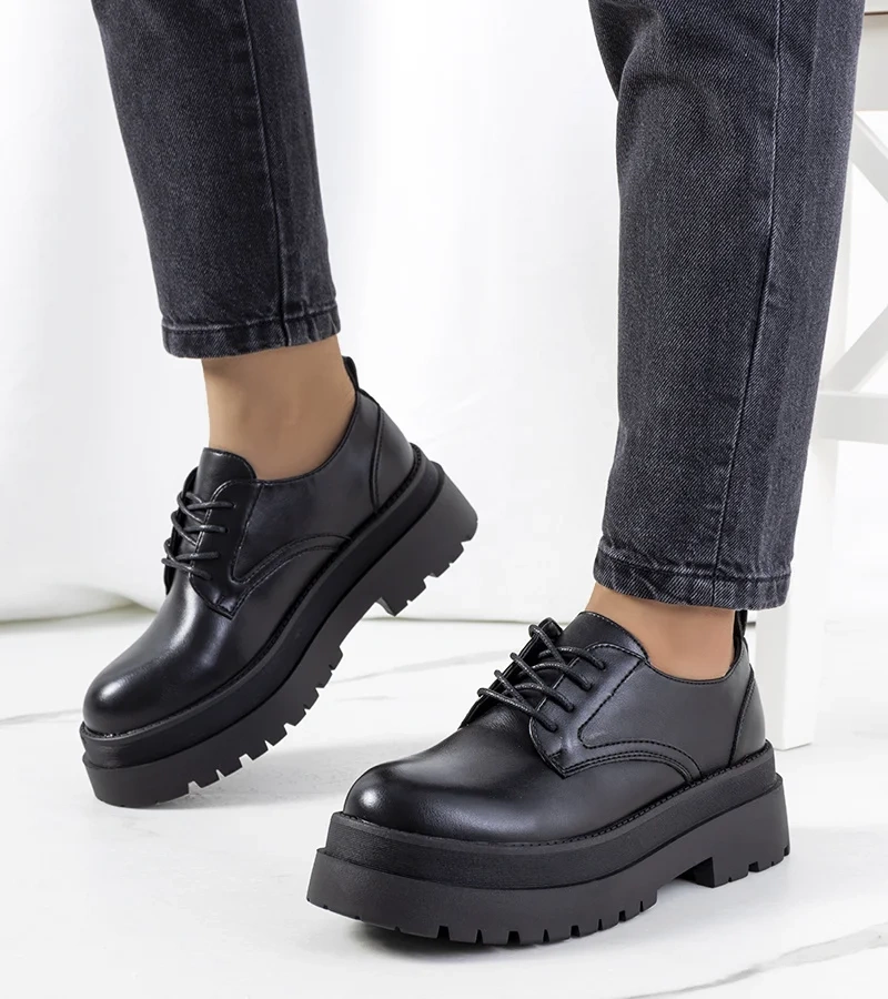 Fekete platformos cipők Foxton