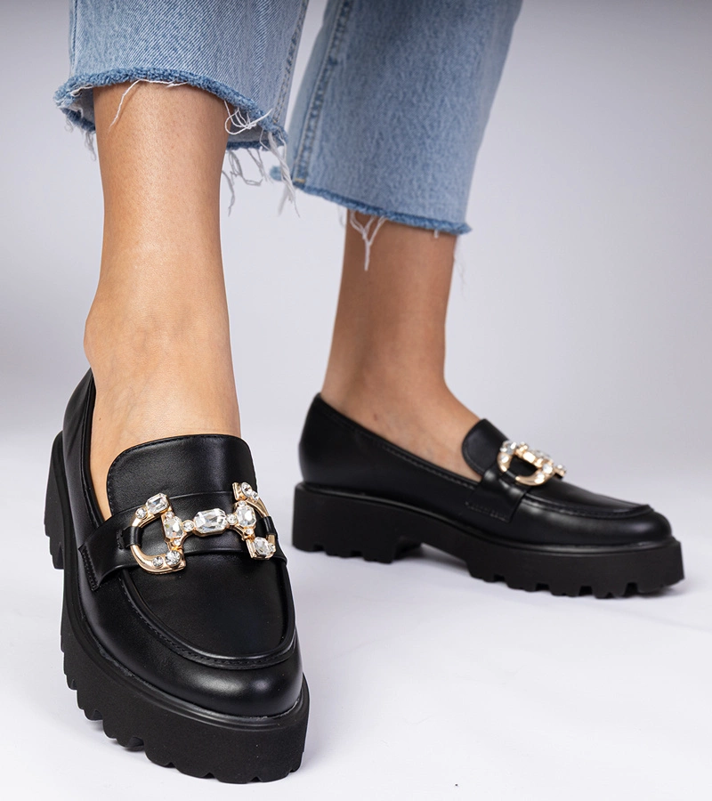 Fekete elegáns mokaszinok cirkóniával Zelda