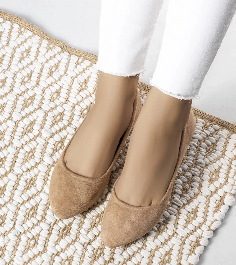 Logan bézs balerina műszálas szarvasbőrrel